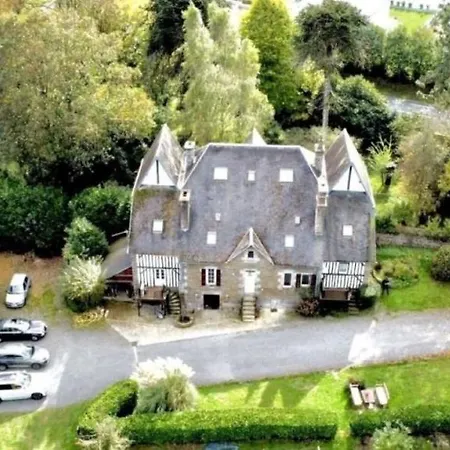 Maison La Motte With Bicycle Parking Bed & Breakfast Saint-Hilaire-du-Harcouët