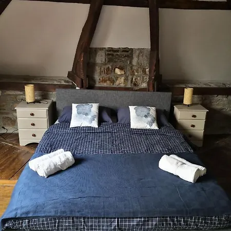 Maison La Motte With Bicycle Parking לינה וארוחת בוקר Saint-Hilaire-du-Harcouët