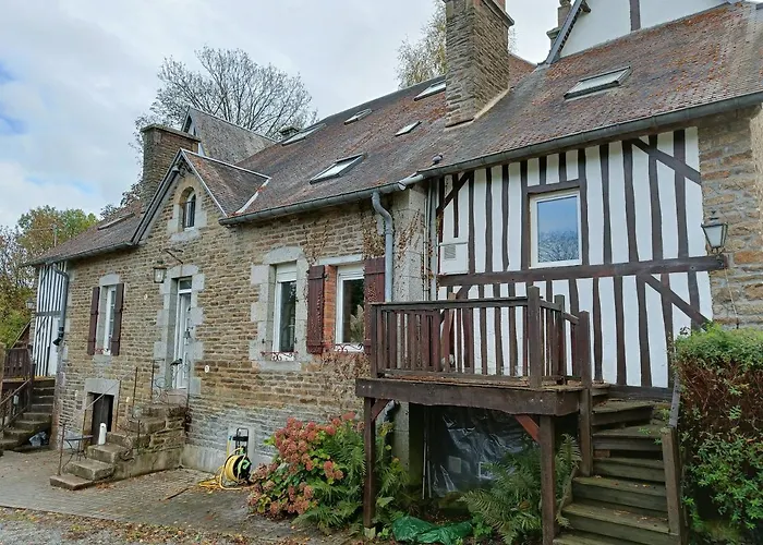 Bed and Breakfast Maison La Motte With Bicycle Parking Saint-Hilaire-du-Harcouët